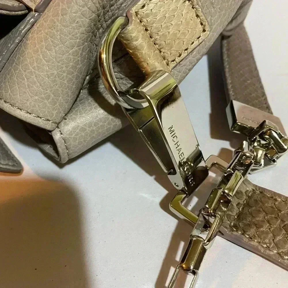 Michael kors grey leather satchel handbag